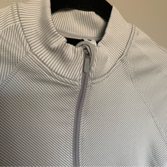 LULULEMON Rest Less Cropped 1/2 Zip - Picture 7 of 10